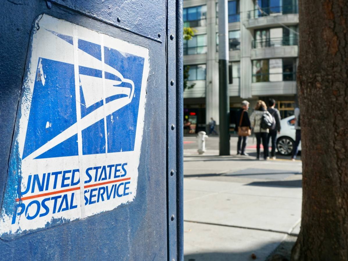 Airmail Postage Stamps for International: Securing Global Logistics
